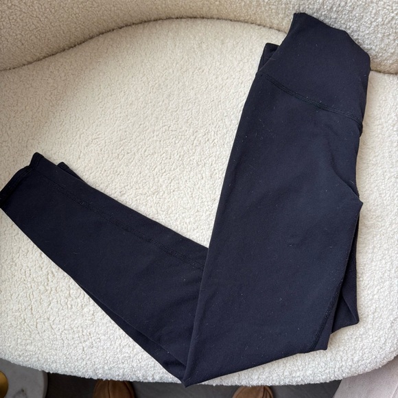 Alo Airbrush 7/8 leggings size S - Picture 2 of 4